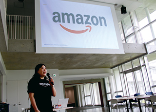 アマゾンジャパンによるワークショップ風景